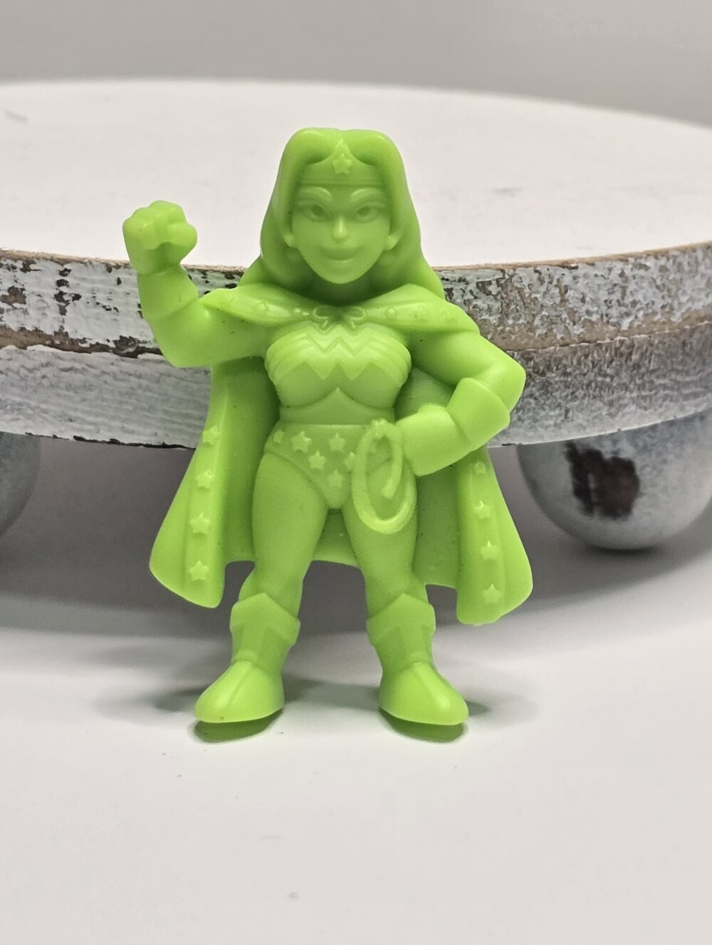 Wendy's DC Comics Super Heroes and Villains Wonder Woman Figure Toy